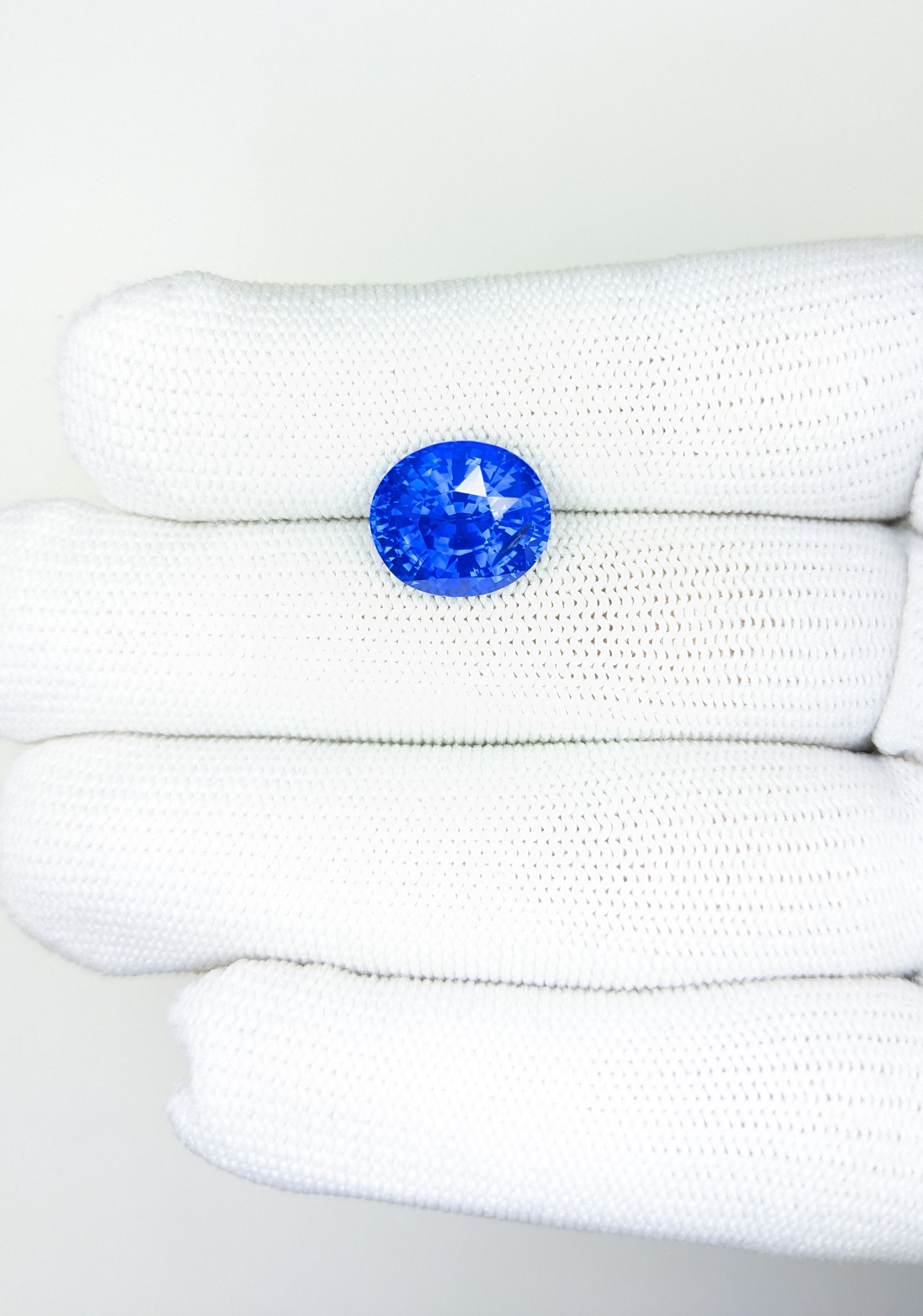 Sapphire S.DC: 7.94ct