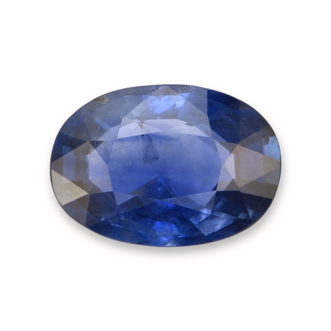 Sapphire Oval: 6.27ct